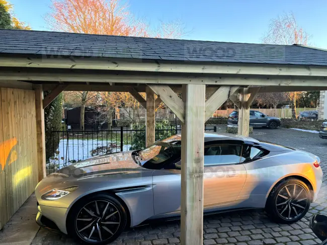 Tudor car port .jpg 650 x 487.webp