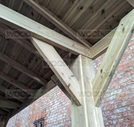 Tudor brace.webp